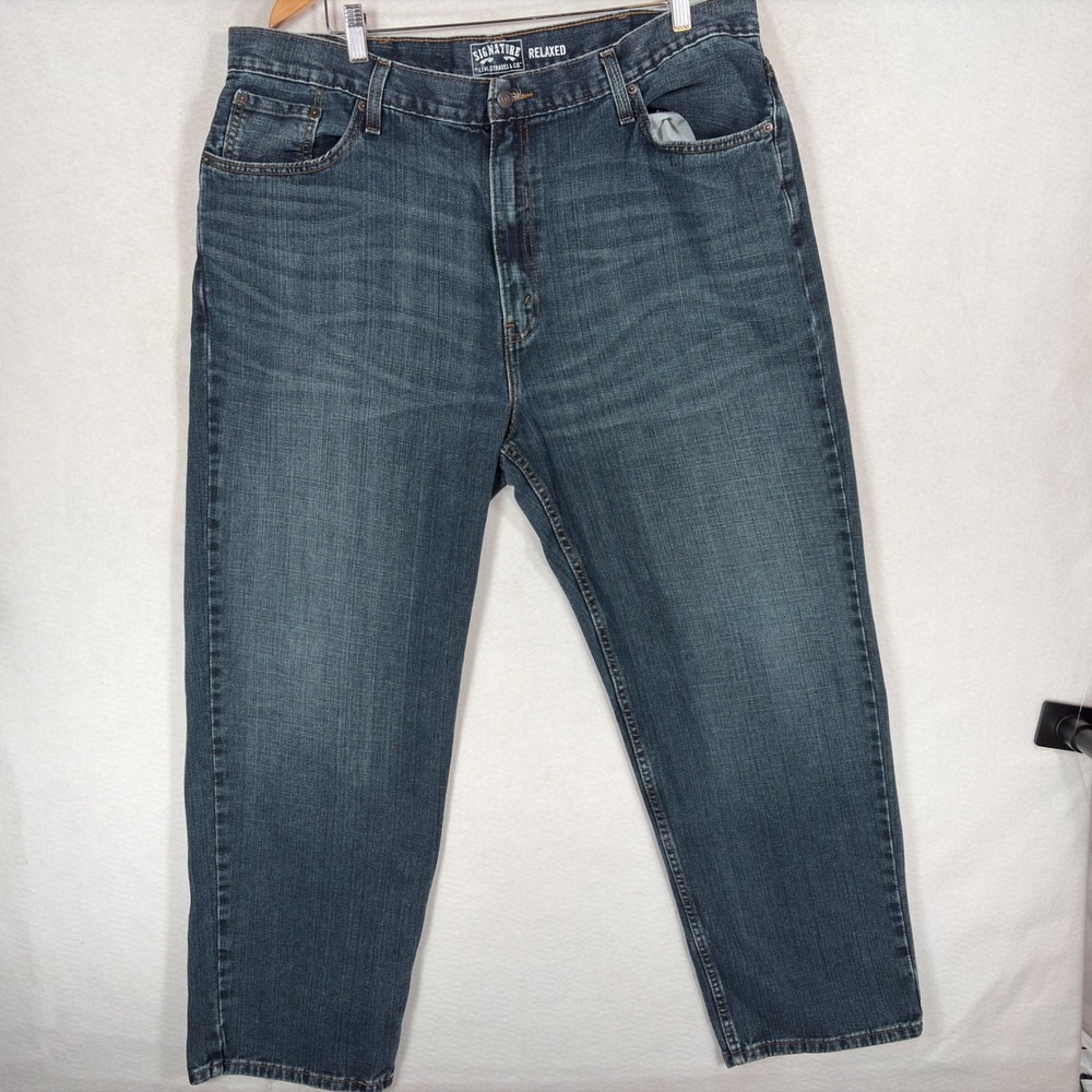 Signature by Levi Strauss & Co Mens Relaxed Fit Jeans Blue Denim 42x30